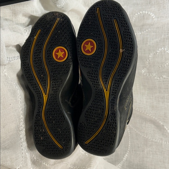 Converse high top athletic shoes Dwayne Wade 1h 07 02 - Picture 7 of 15